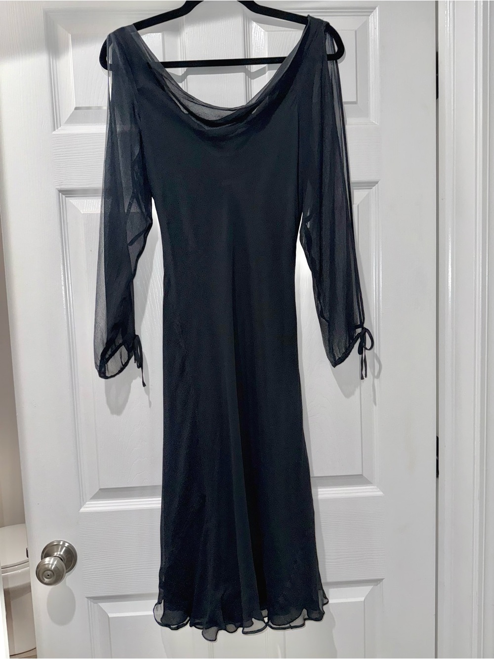 WHITE HOUSE BLACK MARKET Vintage Y2K 100% Silk Chiffon Slit Sleeve Dress | Sz 6